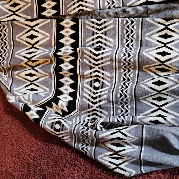 Rachel Zoe Very nice knit jacket sweater with hood and waist tie - Picture 3 of 8